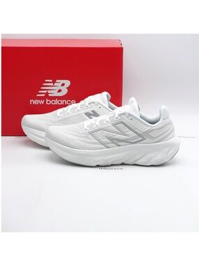NEW Size 9 XWIDE 4E Men's New Balance Fresh Foam X 1080v13 Running Shoe M1080W13
